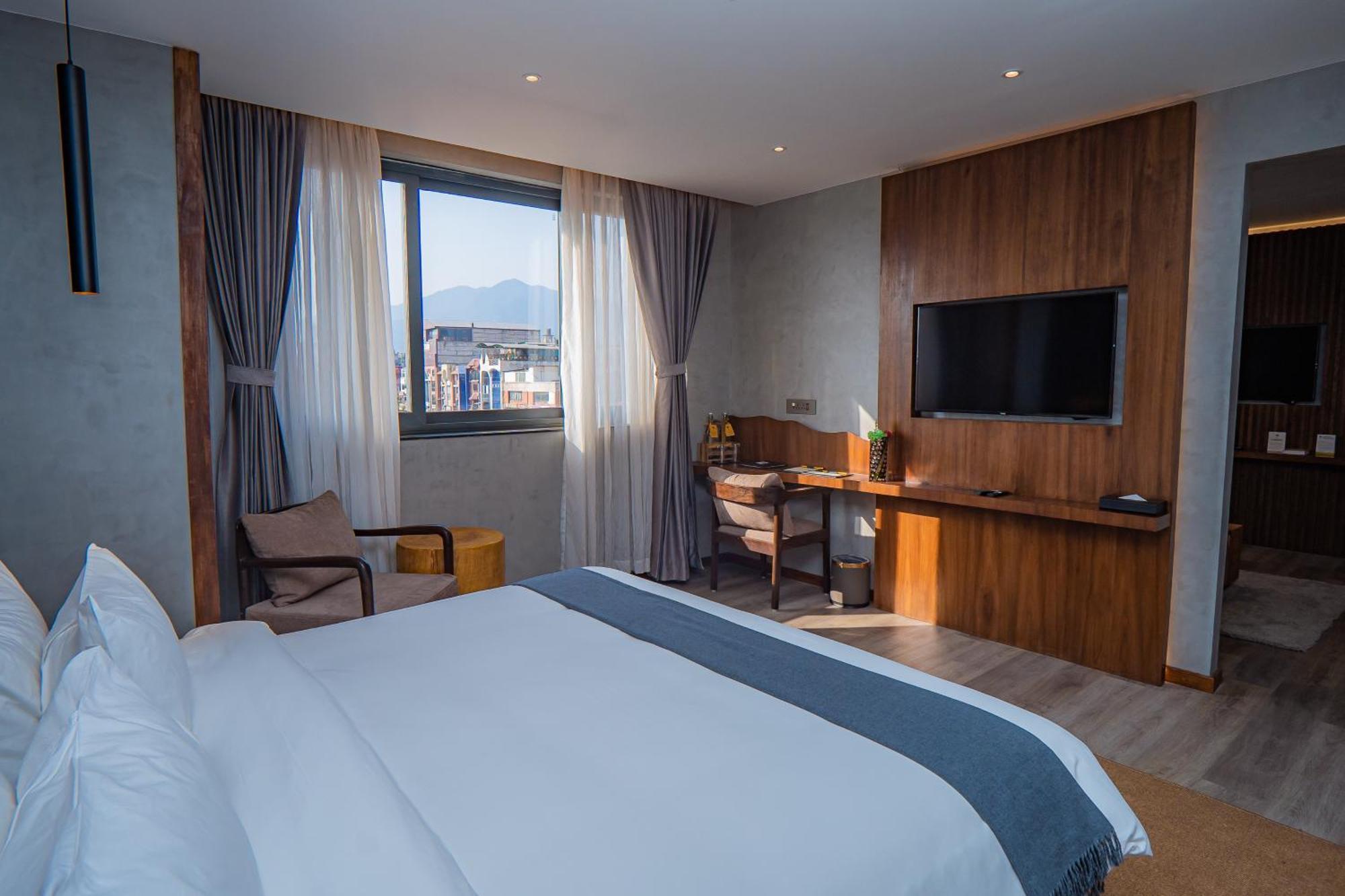 Hotel Barahi Kathmandu Exteriör bild